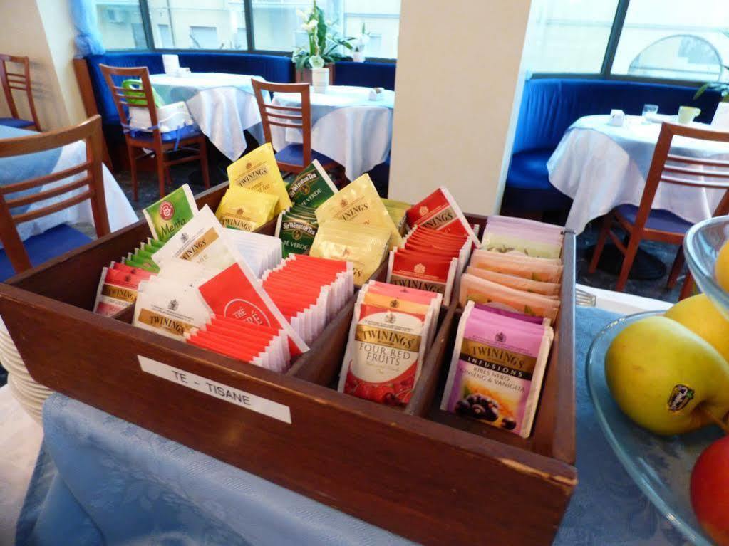 休斯顿酒店 里米尼 外观 照片